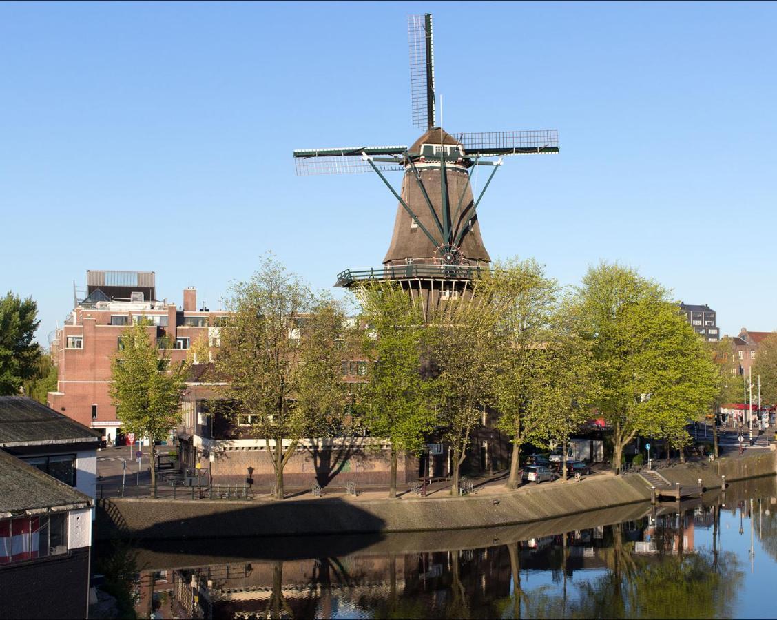 Romantic Quiet Studio On The Canal Bed & Breakfast Amsterdam Exterior photo